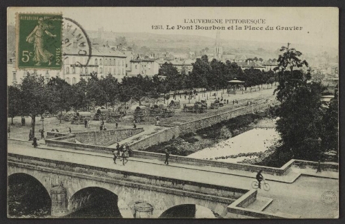 Pont Bourbon et Place du Gravier